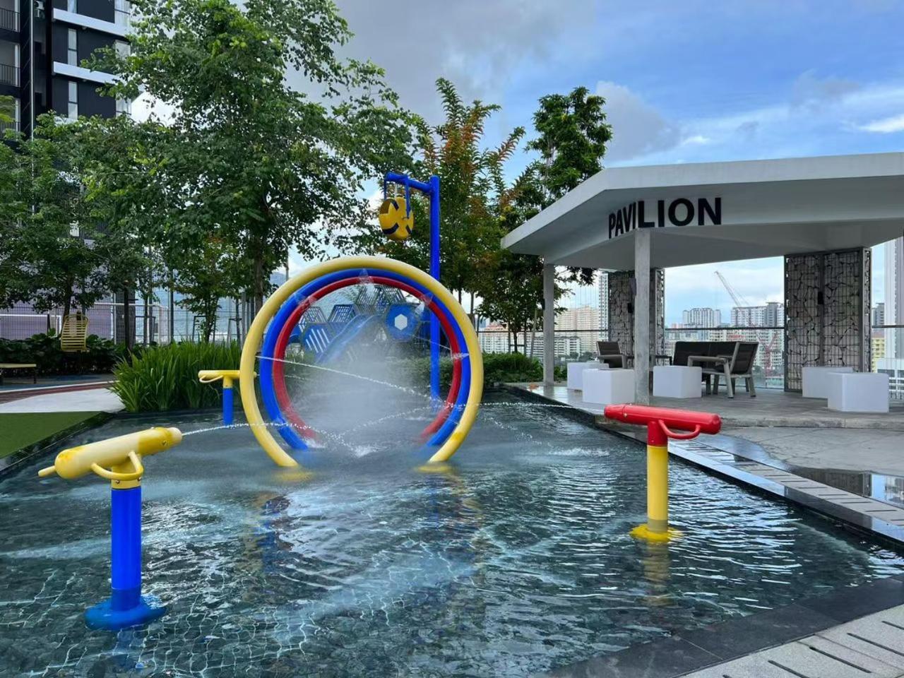 Urban Suites Two Or Three Bedroom Georgetown By Anc Jelutong Exterior foto