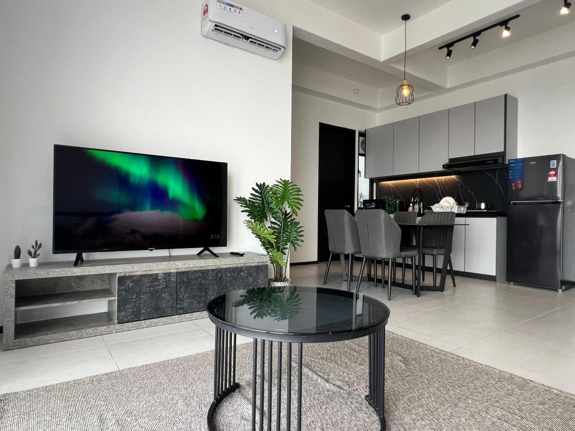 Urban Suites Two Or Three Bedroom Georgetown By Anc Jelutong Exterior foto