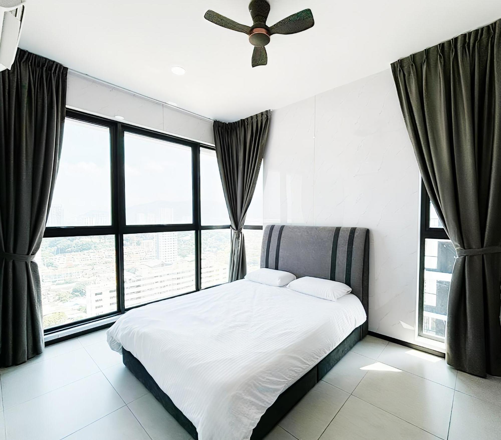 Urban Suites Two Or Three Bedroom Georgetown By Anc Jelutong Exterior foto