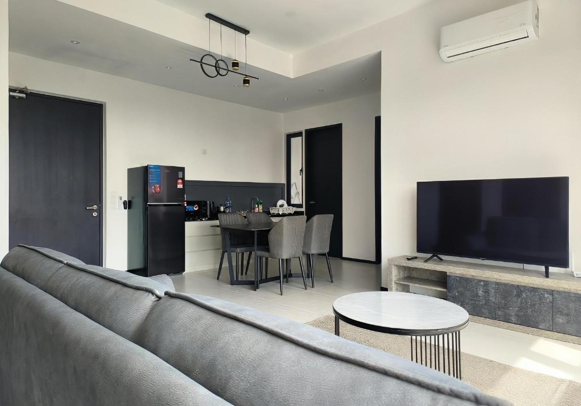 Urban Suites Two Or Three Bedroom Georgetown By Anc Jelutong Exterior foto